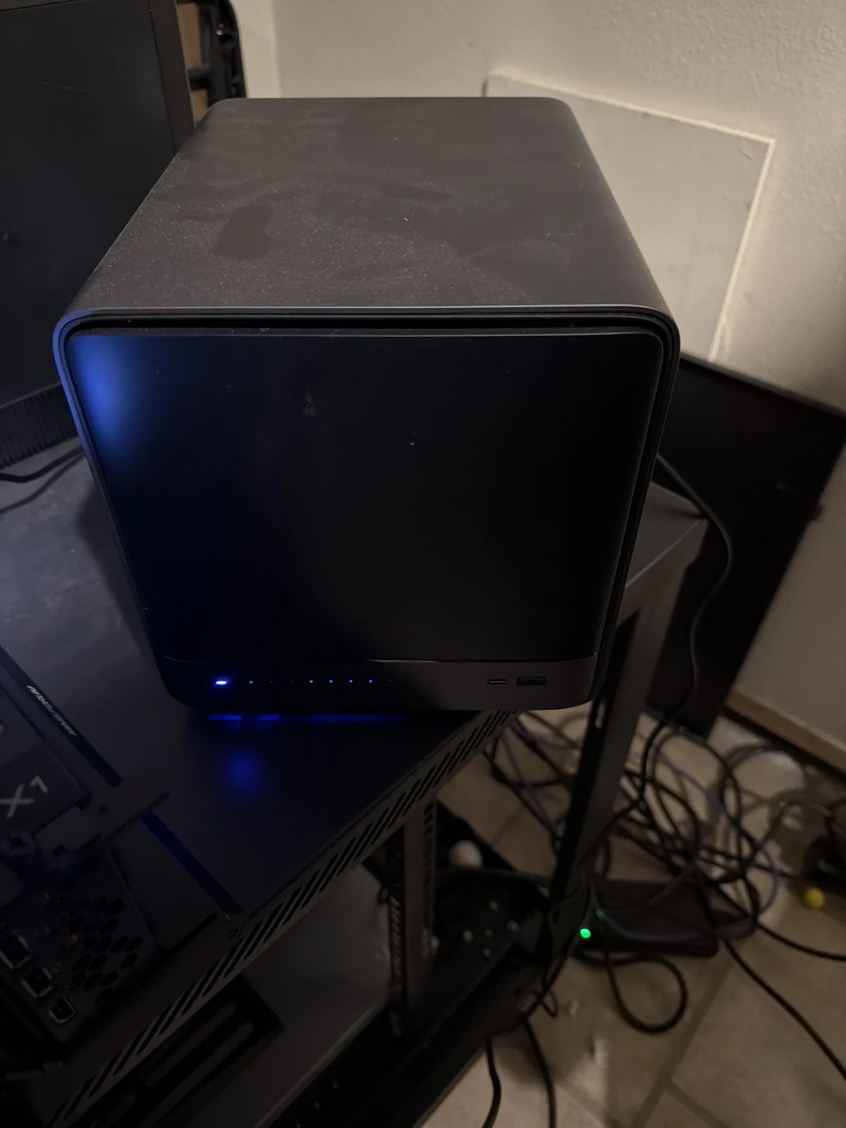 A Minisforum N5 Air mini PC used as the media box